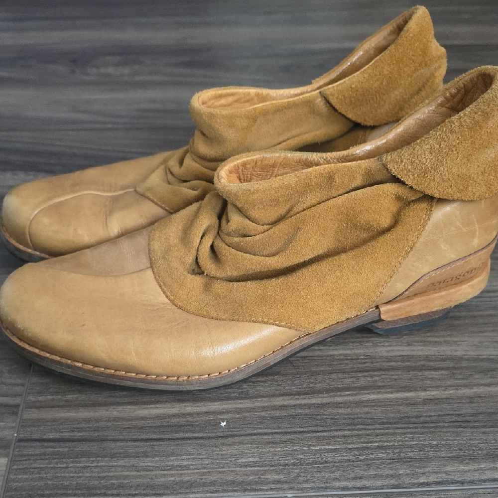 Patagonia Tan Ankle Boots for Women
